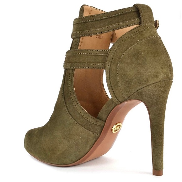 Micheal Kors Olive green Peep-Toe 4 inch Heels, Ankle straps, Size 7 - Picture 11 of 13